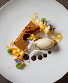 200 years of Fifth - 0