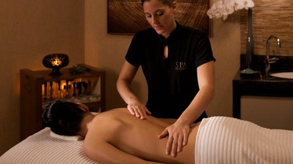 Valentine's On Fifth gallery image for Valentine's Day Spa Experiences At The Peninsula