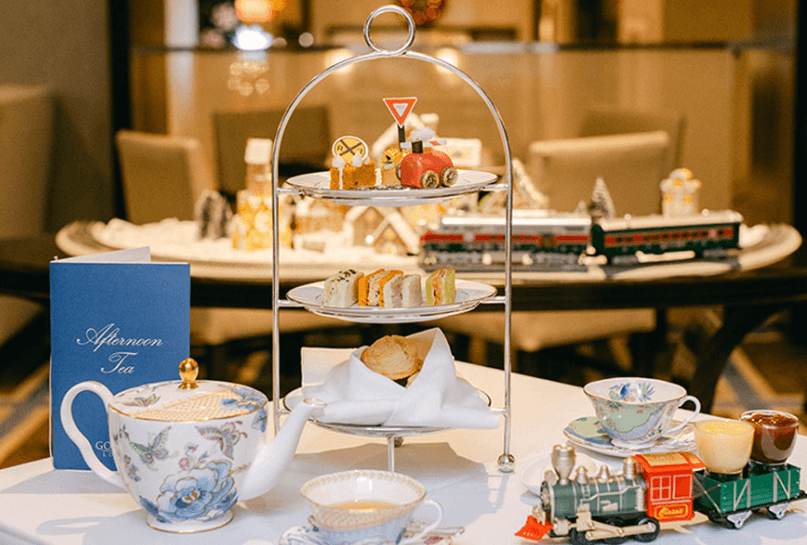 Holiday Teas gallery image for NYBG Holiday Train Afternoon Tea